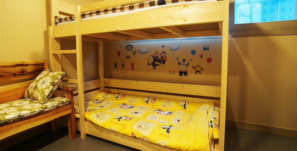 J2 Family Hotel Чеджу Екстериор снимка